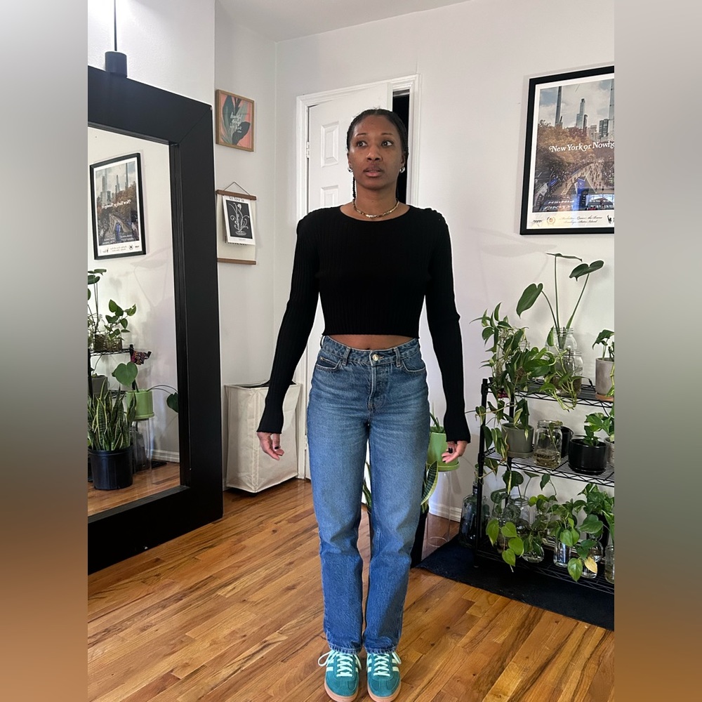 Cropped sweater